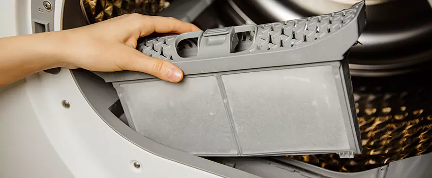Signs Of A Clogged Dryer Lint Trap in West Melbourne, Florida